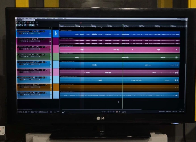 Wielośladowa sesja nagraniowa podczas szkolenia z realizacji audio